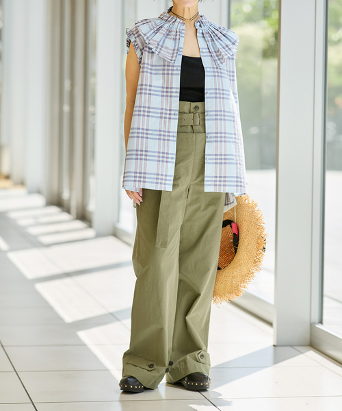 IENA LA BOUCLE（イエナラブークル）の「IENA LA BOUCLE C/Pポプリンフリルカラーシャツ（シャツ/ブラウス・レディース・ブラック/ブルー系その他・FREE）」の11枚目の写真