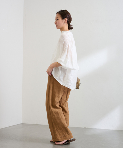 FRAMeWORK(フレームワーク)の「ラミーランタンスリーブバンドカラー(シャツ/ブラウス・レディース・ホワイト/ブラウン/ライトグリーン・FREE)」の21枚目の写真