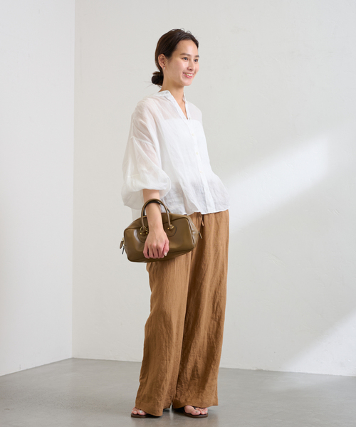 FRAMeWORK(フレームワーク)の「ラミーランタンスリーブバンドカラー(シャツ/ブラウス・レディース・ホワイト/ブラウン/ライトグリーン・FREE)」の22枚目の写真