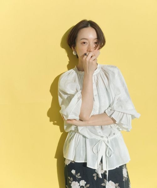 美品✨オブレクト×高山都さん コットン レースカラーボリュームスリーブブラウス 高山都×INDIA IS BEAUTIFUL》コットンボイル刺繍ブラウス