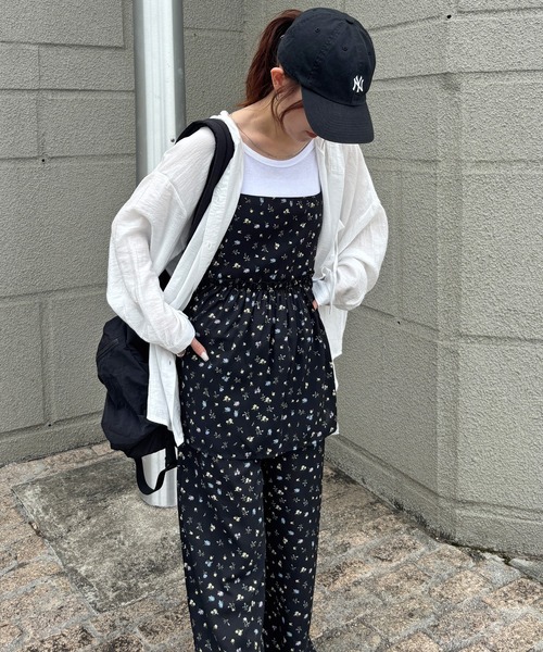 ISOOK（アイスー）の「【ISOOK / アイスー】フラワープリントフレアキャミ/ フレアギャザー キャミソール ノースリーブ レイヤード 重ね着 チュニック ロング丈 プリント セットアップ ホワイト アイボリー ブラック 白 黒 花柄 小花柄 ZOZOTOWN限定（チュニック・レディース・ブラック/ホワイト・FREE）」の16枚目の写真