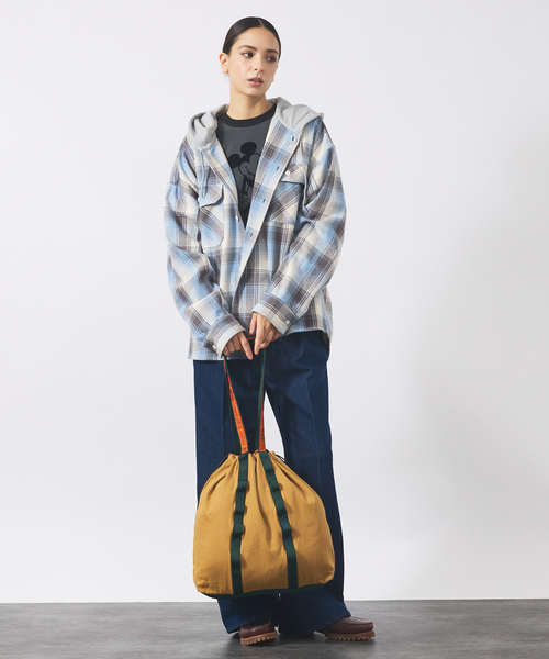 WEEKEND(ER)(ウィークエンダー)の「【WEEKEND(ER)/ウィークエンダー】CANVAS TOTE/トートバッグ/キャンバス/A4【WEB限定】(トートバッグ・メンズ・ブラウン/ブラック・フリー)」の4枚目の写真