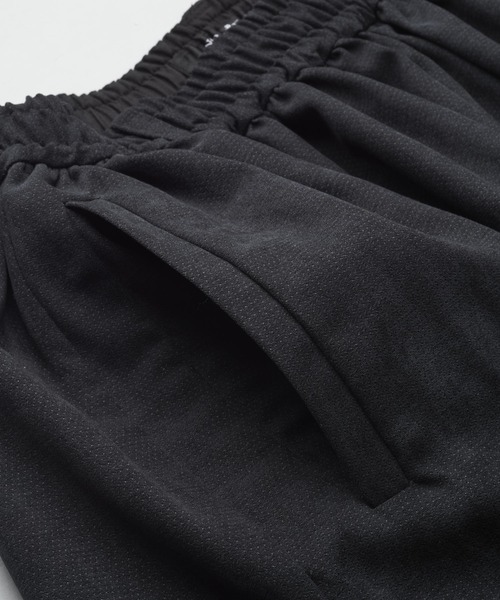 NO ID.（ノーアイディ）の「【NO ID.】Sarouel Cargo Trousers / サルエル カーゴ トラウザーズ（その他パンツ・メンズ・グレー/ブラック・2/1）」の3枚目の写真