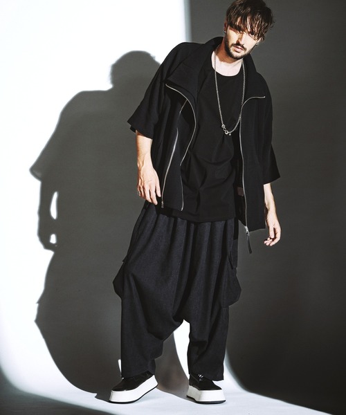 NO ID.（ノーアイディ）の「【NO ID.】Sarouel Cargo Trousers / サルエル カーゴ トラウザーズ（その他パンツ・メンズ・グレー/ブラック・2/1）」の12枚目の写真