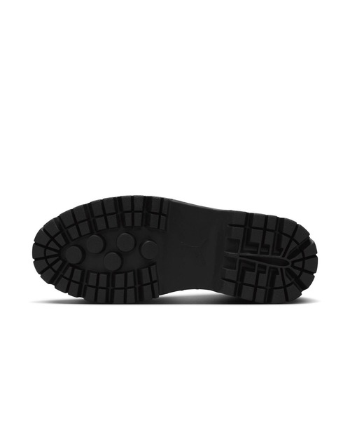JORDAN BRAND（ジョーダンブランド）の「JORDAN BRAND W AIR JORDAN 1 BROOKLYN LOW ウィメンズ ジョーダン 1 ブルックリン LOW WHF3184 001BLK/MTLBLK（スニーカー・メンズ・ブラック・22.5cm/23.0cm/23.5cm/24.0cm/24.5cm/25.0cm/25.5cm）」の5枚目の写真