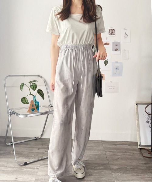 Amulet（アミュレット）の「着こなしにアクセントを添えてくれる　ニュアンス柄ストレートパンツ（その他パンツ・レディース・ベージュ/ブラック/ホワイト・M/L/XL/S）」の18枚目の写真