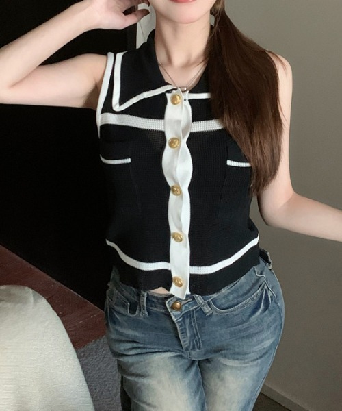 deux amour(ドゥーザムール)の「配色ライン襟付き前ボタンノースリスキッパートップス(Tシャツ/カットソー・レディース・ブルー/ブラック/ホワイト・FREE)」の3枚目の写真