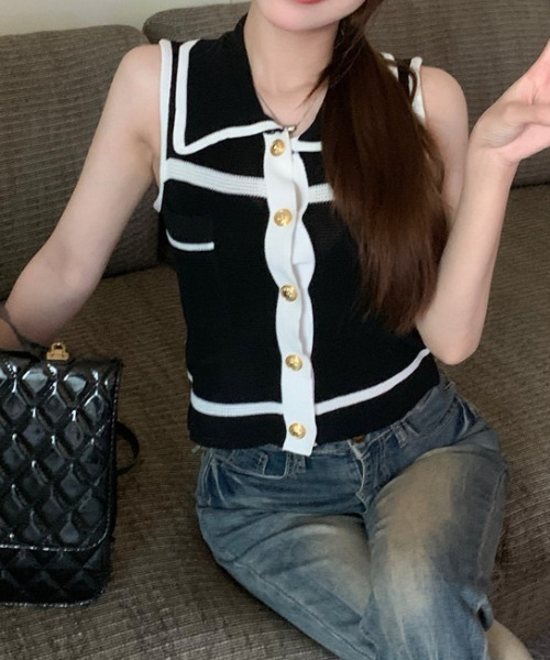 deux amour(ドゥーザムール)の「配色ライン襟付き前ボタンノースリスキッパートップス(Tシャツ/カットソー・レディース・ブルー/ブラック/ホワイト・FREE)」の11枚目の写真