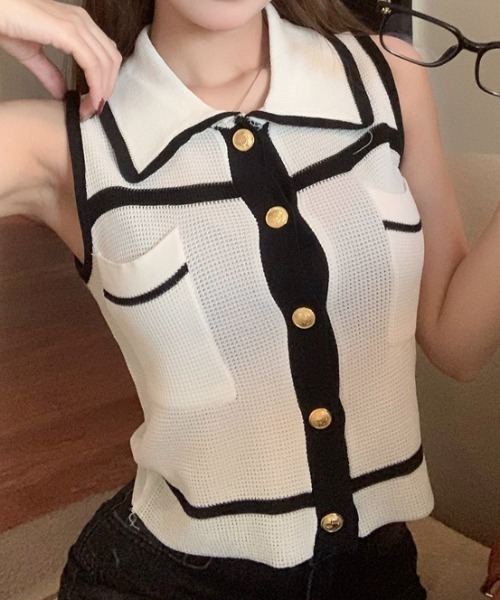 deux amour(ドゥーザムール)の「配色ライン襟付き前ボタンノースリスキッパートップス(Tシャツ/カットソー・レディース・ブルー/ブラック/ホワイト・FREE)」の12枚目の写真