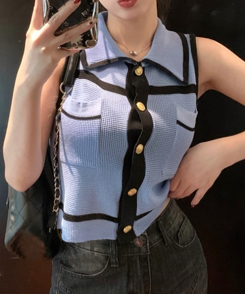 deux amour(ドゥーザムール)の「配色ライン襟付き前ボタンノースリスキッパートップス(Tシャツ/カットソー・レディース・ブルー/ブラック/ホワイト・FREE)」の7枚目の写真