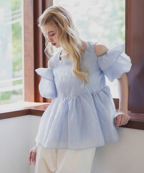 MERAKI（メラキ）の「オフショルパフスブラウス（シャツ/ブラウス・レディース・ピンク/ホワイト/ブルー・FREE）」の3枚目の写真