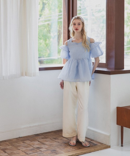 MERAKI（メラキ）の「オフショルパフスブラウス（シャツ/ブラウス・レディース・ピンク/ホワイト/ブルー・FREE）」の11枚目の写真