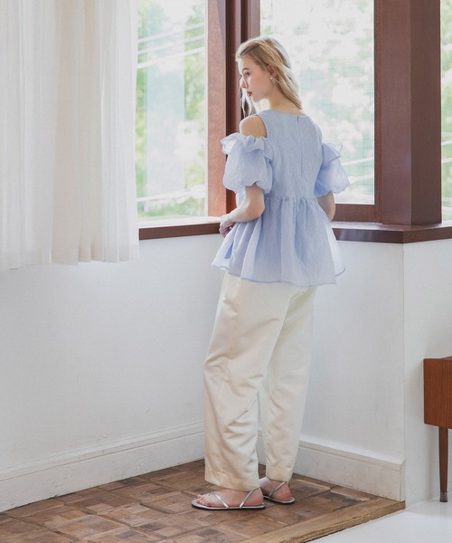 MERAKI（メラキ）の「オフショルパフスブラウス（シャツ/ブラウス・レディース・ピンク/ホワイト/ブルー・FREE）」の12枚目の写真