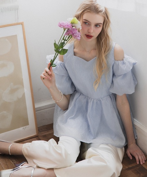 MERAKI（メラキ）の「オフショルパフスブラウス（シャツ/ブラウス・レディース・ピンク/ホワイト/ブルー・FREE）」の13枚目の写真