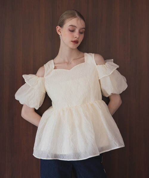 MERAKI（メラキ）の「オフショルパフスブラウス（シャツ/ブラウス・レディース・ピンク/ホワイト/ブルー・FREE）」の21枚目の写真