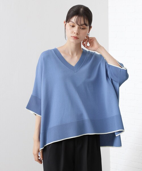 THE SHOP TK (ザ ショップ ティーケー )の「Vネックドルマンニット【毛玉になりにくい/洗濯機OK】(ニット/セーター・レディース・ブルー/ナチュラル/スミクロ・99)」の1枚目の写真