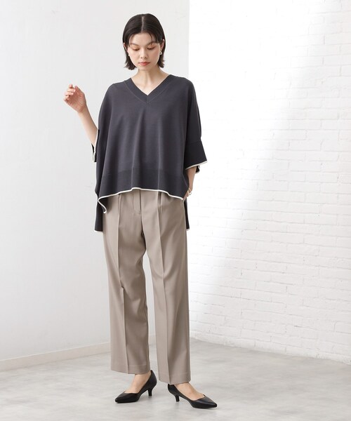 THE SHOP TK (ザ ショップ ティーケー )の「Vネックドルマンニット【毛玉になりにくい/洗濯機OK】(ニット/セーター・レディース・ブルー/ナチュラル/スミクロ・99)」の6枚目の写真