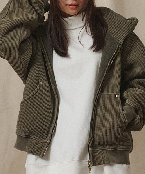 Universal Style Wear（ユニバーサルスタイルウェア）の「Universal Style Wear ピグメント "HUTON" フーディー（パーカー・メンズ・ブラウン/スミクロ/オフホワイト/カーキ・X-LARGE/LARGE/MEDIUM）」の11枚目の写真