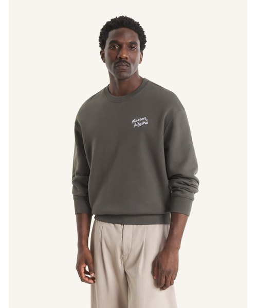 Maison Kitsune(メゾンキツネ)の「MAISON KITSUNE HANDWRITING COMFORT SWEATSHIRT(スウェット・メンズ・ブラック×ホワイト/グレー/ネイビー/アイボリー/ダークブラウン系・XL/L/M/S/XS)」の4枚目の写真