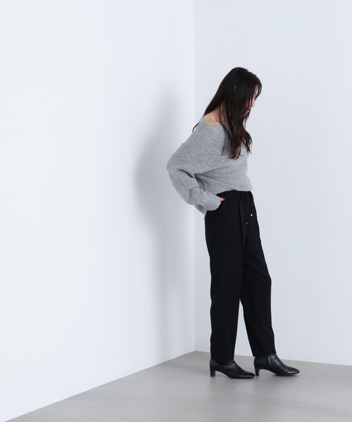 NATURAL BEAUTY BASIC（ナチュラルビューティーベーシック）の「◇【ちょうど、いい服】世渡り上手パンツ（その他パンツ・レディース・ブラック/カーキ/チャコールグレー/オフホワイト・LARGE/SMALL/MEDIUM）」の15枚目の写真