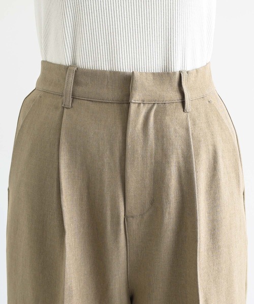 andme(アンドミー)の「タックスラックスワイドパンツ(スラックス・レディース・ブラック/ベージュ/ホワイト/ブラウン・M/L)」の7枚目の写真