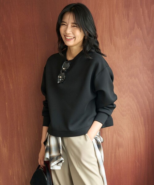 UNFILO(アンフィーロ)の「【2WAY】BEAUTY FORM JERSEY ハーフZIP プルオーバー(スウェット・レディース・グレー系/ベージュ系/ライトグレー系/ダークブラウン系/ブルー系/ブラック系・X-LARGE)」の1枚目の写真