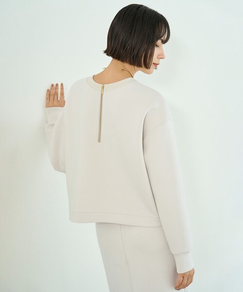 UNFILO(アンフィーロ)の「【2WAY】BEAUTY FORM JERSEY ハーフZIP プルオーバー(スウェット・レディース・グレー系/ベージュ系/ライトグレー系/ダークブラウン系/ブルー系/ブラック系・X-LARGE)」の17枚目の写真