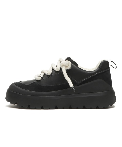 UGG(アグ)の「HERITAGE UTILITY SNEAKER 1170910-BBLC(スニーカー・メンズ・ブラック・11/6/8/10/9/7/5)」の1枚目の写真