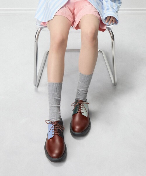 CAMPER（カンペール）の「[カンペール] TWINS / カジュアルシューズ（ドレスシューズ・レディース・ブラウン系その他3・24.0cm/25.0cm/25.5cm/23.0cm/23.5cm/22.5cm）」の3枚目の写真