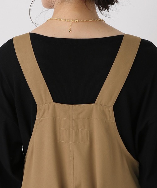 Elura（エルーラ）の「UNIVERSAL OVERALL別注 サロペット/588177（サロペット/オーバーオール・レディース・キャメル/ブラック・FREE）」の18枚目の写真