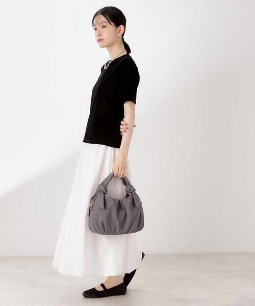 THE SHOP TK (ザ ショップ ティーケー )の「ロゴショルダー付きナイロンミニボストン(ショルダーバッグ・レディース・ブラック/ナチュラル/スミクロ・00)」の9枚目の写真