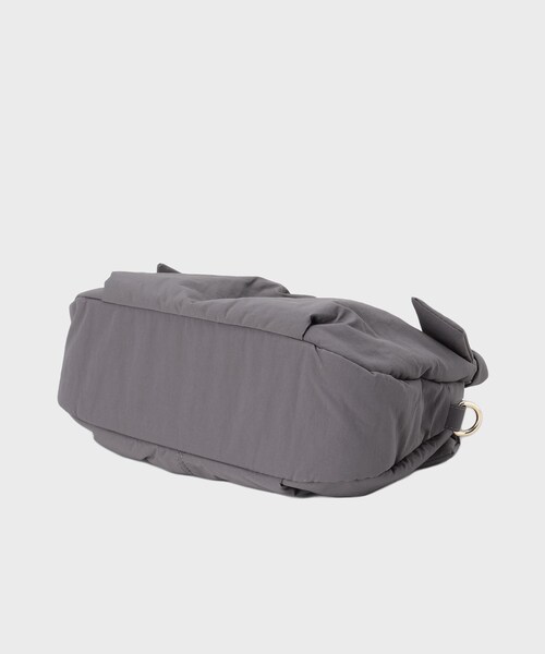 THE SHOP TK (ザ ショップ ティーケー )の「ロゴショルダー付きナイロンミニボストン(ショルダーバッグ・レディース・ブラック/ナチュラル/スミクロ・00)」の15枚目の写真