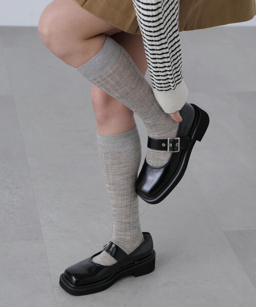 FREE'S MART（フリーズマート）の「◆スクエアメリージェーン（パンプス・レディース・ブラック/シルバー/ホワイト・SMALL/MEDIUM）」の4枚目の写真