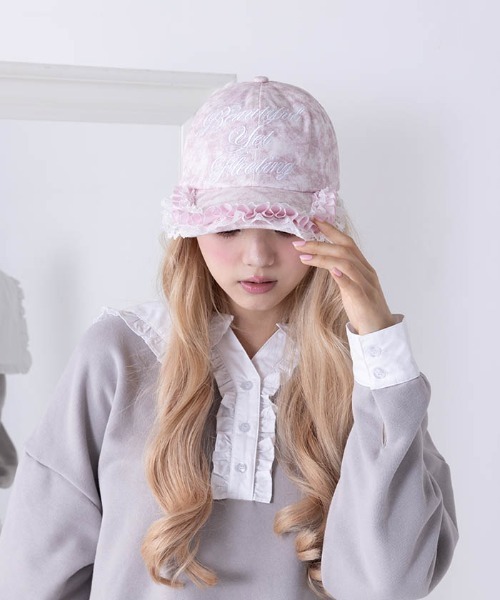 FickleBebe（フィクルベベ）の「ラッフルレースデニムCAP（キャップ
