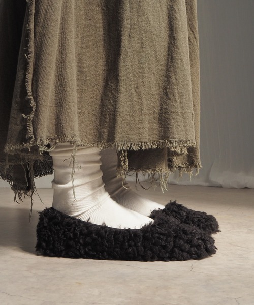 minia（ミニア）の「大人かわいい ふわもこプードルファーバレエシューズ（バレエシューズ・レディース・ブラック/ベージュ・L/M）」の8枚目の写真