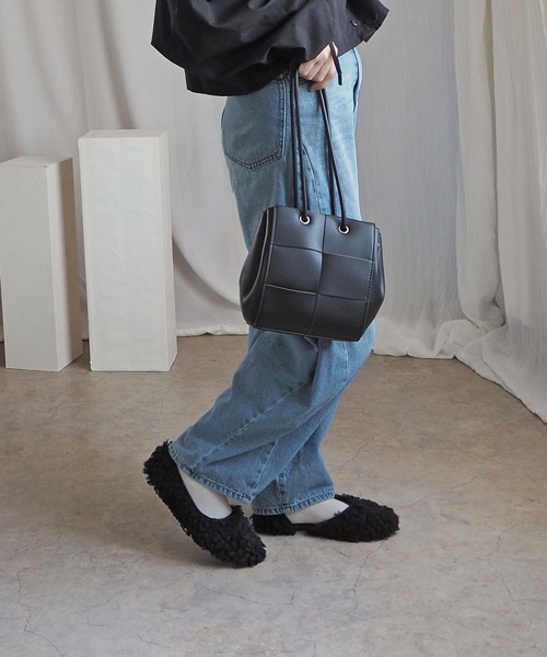 minia（ミニア）の「大人かわいい ふわもこプードルファーバレエシューズ（バレエシューズ・レディース・ブラック/ベージュ・L/M）」の6枚目の写真