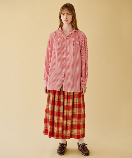 GALLEGO DESPORTES(ギャレゴデスポート)の「GALLEGO DESPORTES | コットン デザインカラー長袖シャツ WOMEN(シャツ/ブラウス・レディース・レッド系その他・S)」の6枚目の写真