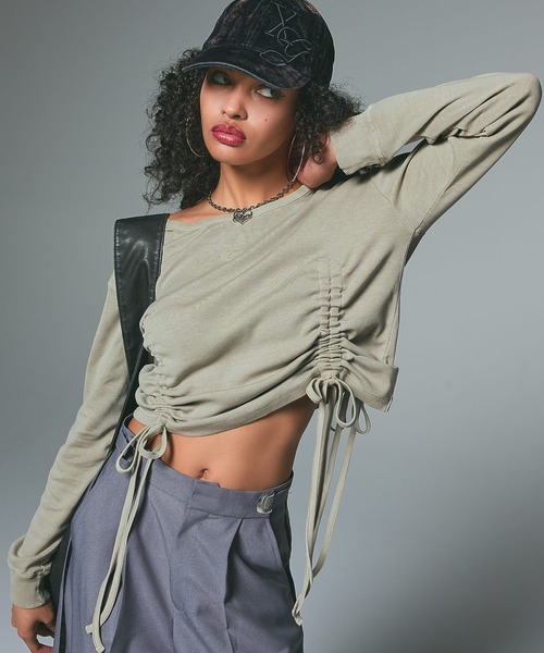 X-girl(エックスガール)の「FADED DRAWSTRING L/S TOP(Tシャツ/カットソー・レディース・ブラック/オリーブ/ベージュ・ONE SIZE)」の3枚目の写真