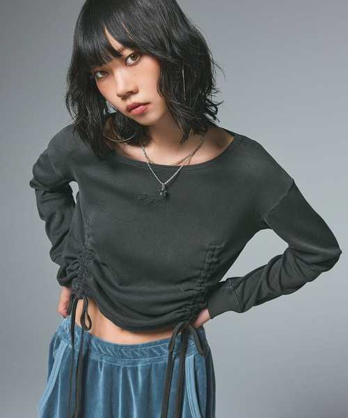 X-girl(エックスガール)の「FADED DRAWSTRING L/S TOP(Tシャツ/カットソー・レディース・ブラック/オリーブ/ベージュ・ONE SIZE)」の2枚目の写真
