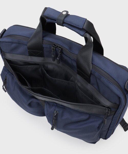 TAKEO KIKUCHI（タケオキクチ）の「【3WAY】ラージキャパシティ ブリーフバッグ（ビジネスバッグ・メンズ・ブラック/ネイビー/モスグリーン・00）」の17枚目の写真