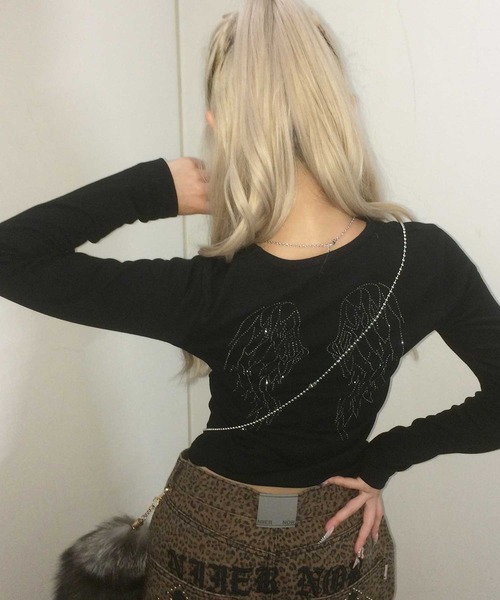 .KOM（ドットコム）の「A'GEM/9 × .kom 『.KOM/ドットケーオーエム』Y2K 背中ラインストーン羽デザイン 長袖Tシャツ/カットソー（Tシャツ/カットソー・レディース・アイボリー/グレー/ブラック/ブラック×ブルー・FREE）」の14枚目の写真