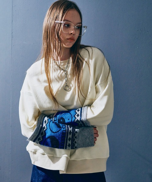 RNA(アールエヌエー)の「M2585 ニットコンビトレーナー(スウェット・レディース・アイボリー/レッド/ブラック・MEDIUM)」の2枚目の写真