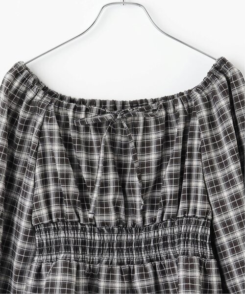 LOVETOXIC（ラブトキシック）の「チェックオフショルブラウス（シャツ/ブラウス・キッズ・ベージュ/ブラック/オフホワイト・M:150cm/S:140cm/L:160cm/130cm）」の11枚目の写真