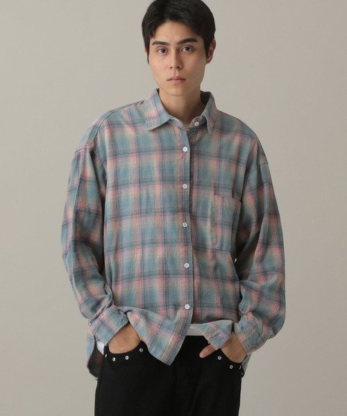 LAND MUSEUM(ランドミュージアム)の「LAND MUSEUM/ダメージオーバーチェックシャツ(シャツ/ブラウス・メンズ・グレー/レッド・LARGE/MEDIUM)」の1枚目の写真