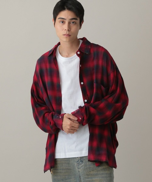 LAND MUSEUM(ランドミュージアム)の「LAND MUSEUM/ダメージオーバーチェックシャツ(シャツ/ブラウス・メンズ・グレー/レッド・LARGE/MEDIUM)」の2枚目の写真