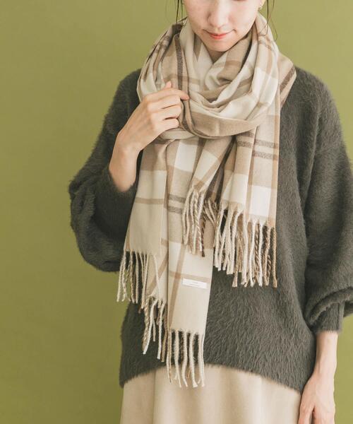 ITEMS URBANRESEARCH（アイテムズ アーバンリサーチ）の「チェックストール（マフラー・レディース・ネイビー/アイボリー/ライトブルー/モカ・-）」の6枚目の写真
