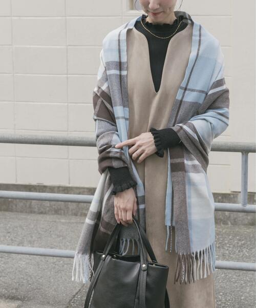 ITEMS URBANRESEARCH（アイテムズ アーバンリサーチ）の「チェックストール（マフラー・レディース・ネイビー/アイボリー/ライトブルー/モカ・-）」の18枚目の写真
