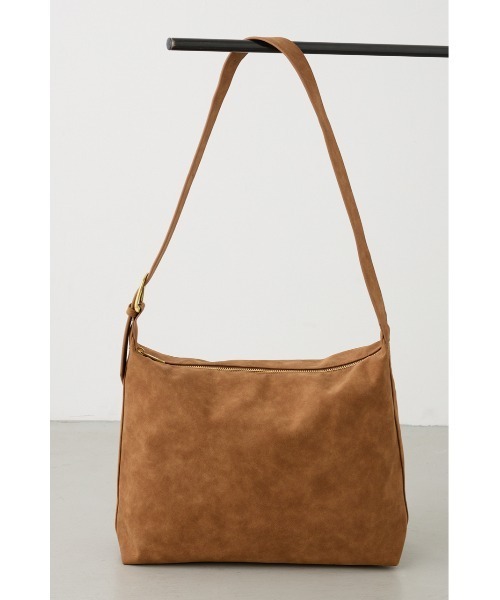 crie conforto(クリーコンフォルト)の「【A4サイズ対応】バックルスクエアショルダーバッグ 肩掛け / 斜め掛け / 鞄(ショルダーバッグ・レディース・キャメル・FREE)」の3枚目の写真