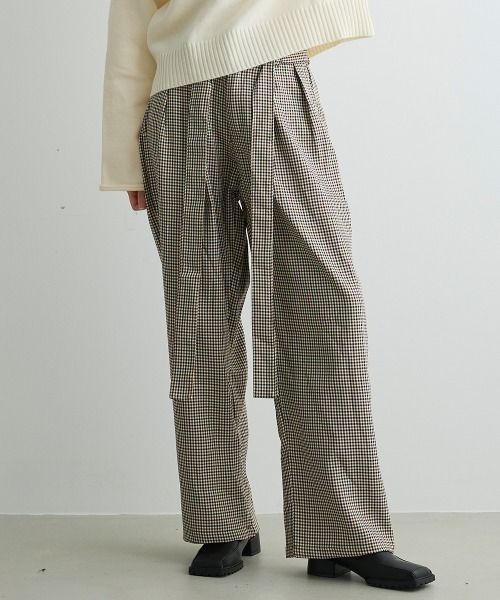 Mirette(ミレット)の「ベルトディテールチェックワイドパンツ Belt Detail Check Wide Pants(その他パンツ・レディース・ブラウン・LARGE/MEDIUM/SMALL)」の4枚目の写真