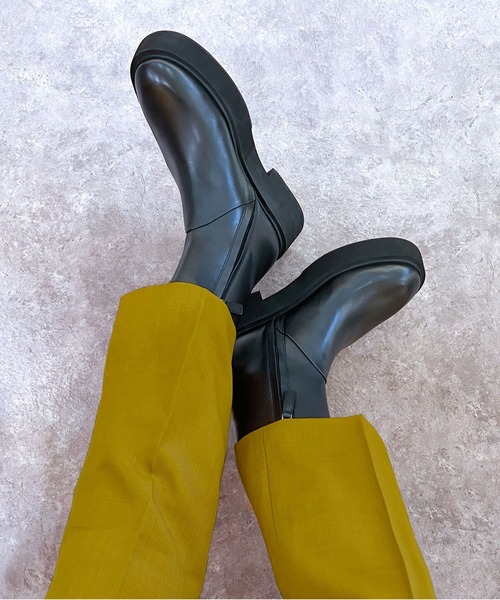 enchanted（エンチャンテッド）の「《APOM》本革プラットフォームサイドジップショートブーツ（ブーツ・レディース・グレー/ブラック・36/37/38/39/35）」の2枚目の写真